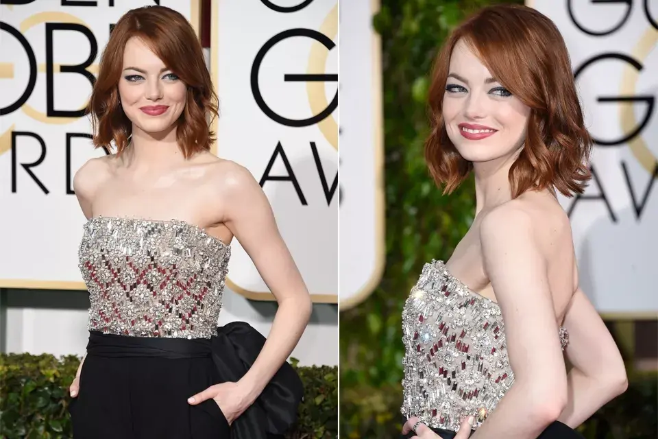 Emma Stone, siempre fresca y juvenil, llevó su pelo corto con ondas naturales