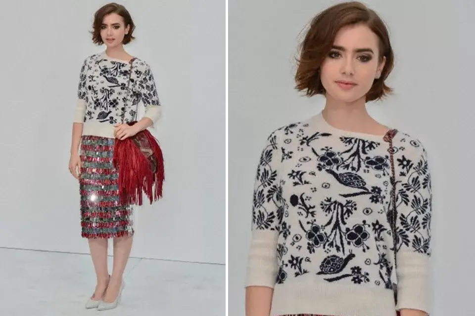 La actriz Lily Collins es fanática de Chanel y tampoco se quiso perder el desfile. Está divina con este look con mix de estampas y muchos flecos