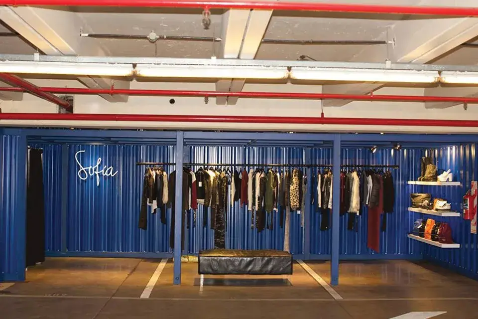 El pop-up de Sofía Sarkany en el estacionamiento de Alcorta