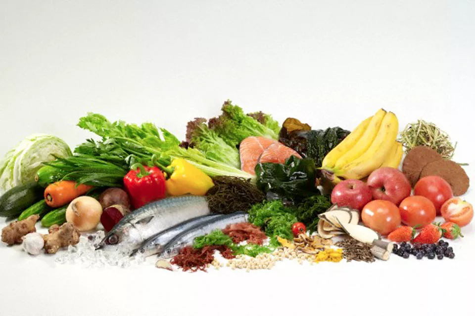 Las verduras preferentemente cocidas, sin piel ni semillas ayudan a deshinchar la panza
