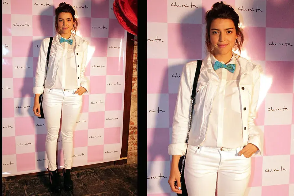 Calu Rivero estuvo en el lanzamiento de Chinita, con un look en blanco al que le agregó el detalle del moño turquesa; ¿se animan?