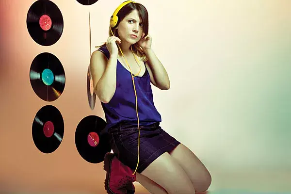 Ana empezó a ser DJ cuando terminó la secundaria