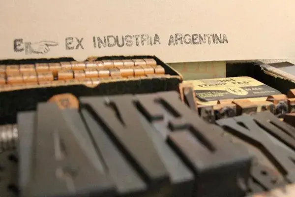 En Ex Industria Argentina encontrás productos de papelería realizados a la antigua