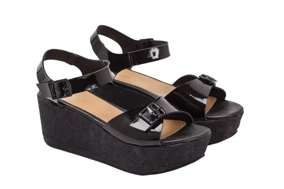 Plataformas (Hush Puppies, $1250)