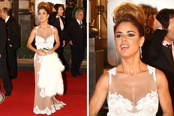 Marina Calabró, en blanco y con transparencias