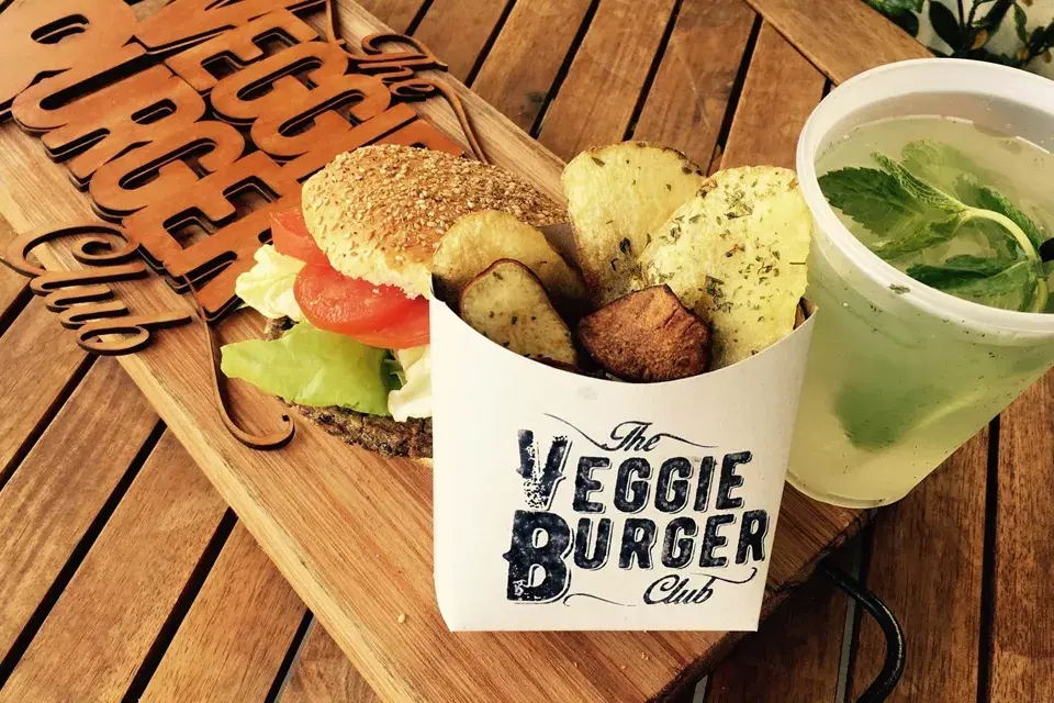 6 Variedades de hamburguesas vegetarianas y veggies en The Veggie Burguer Club