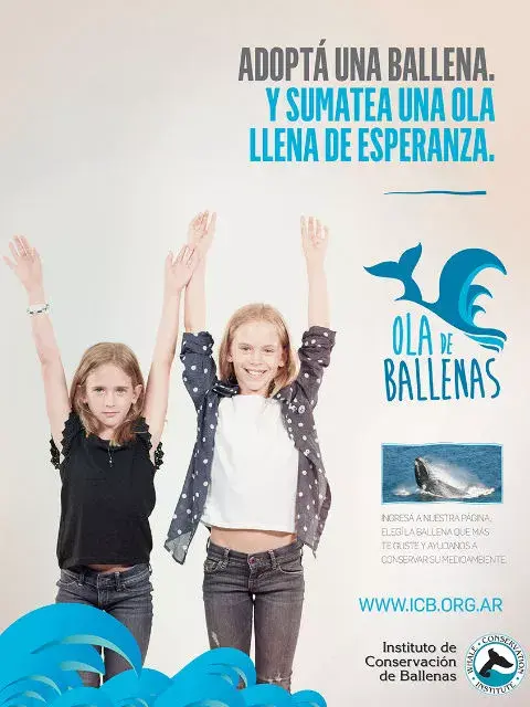 Las nenas hacen la ola de ballenas