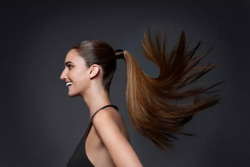 Aprendé los mejores peinados para el pelo en transición