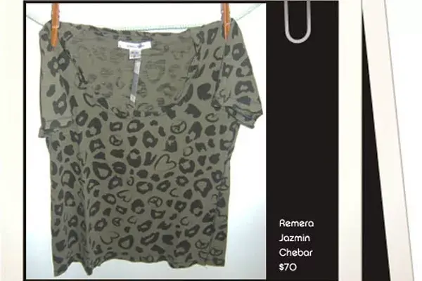 Vas a encontrar remeras, jeans, camisas, polleras, vestidos, sweaters, tapados, camperas, hasta calzado, carteras, chalinas y otros accesorios