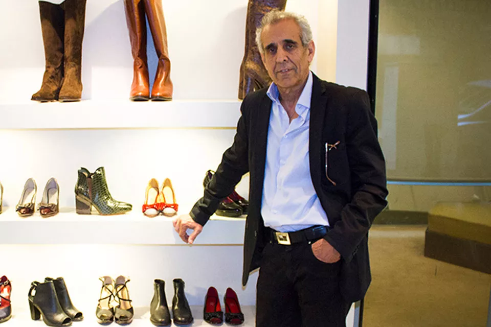Carmelo Tenuta, zapatero artesano, creador de Lonte XXI