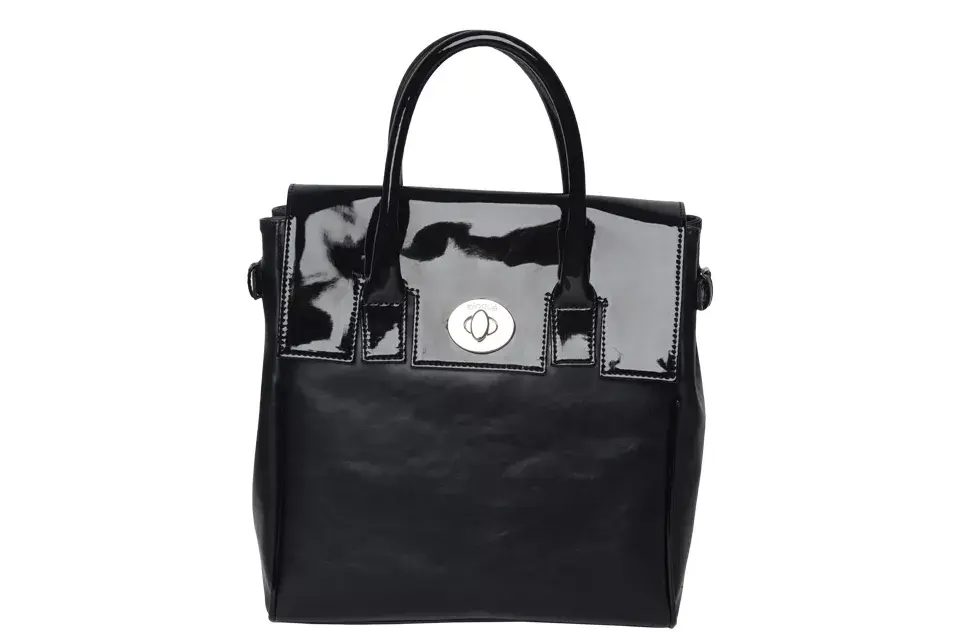 Cartera de cuero y charol, de Blaquè