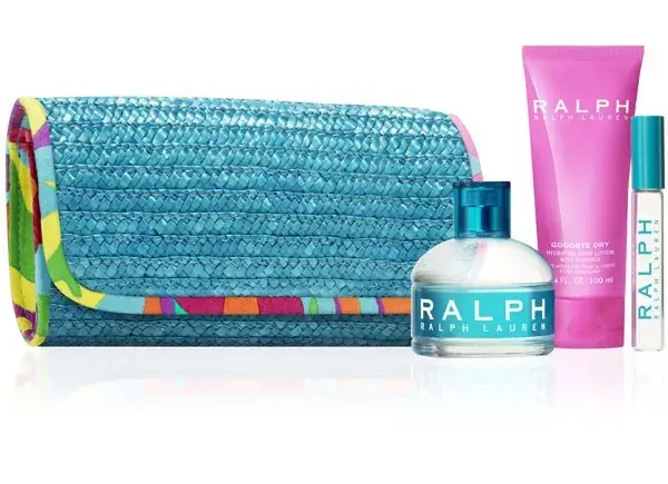 Polo Ralph Lauren ofrece el perfume Ralph, loción para el cuerpo, perfume a bolilla y el portacosméticos a $390