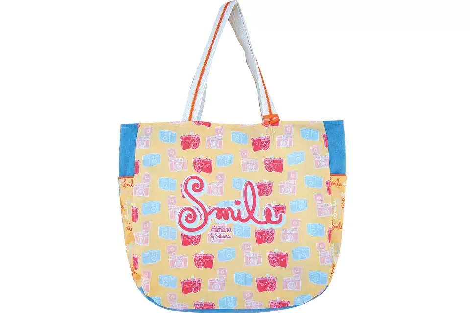 Tote playero (Antoniana, $290)