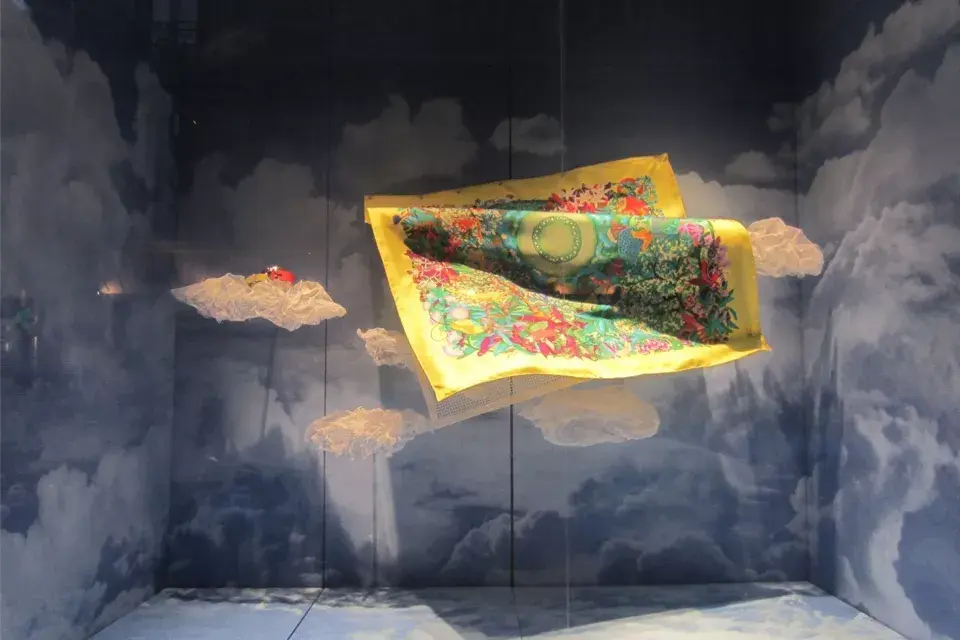 El pañuelo de Hermés, todo un objeto de deseo entre los consumidores de moda