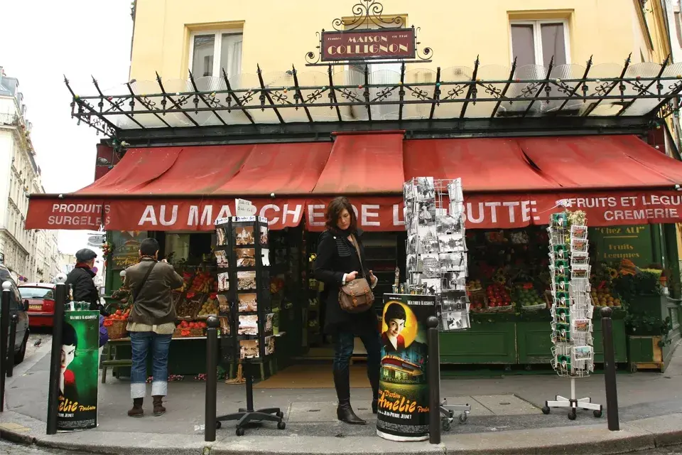 Sentite en una escena de Amélie eb Montmartre