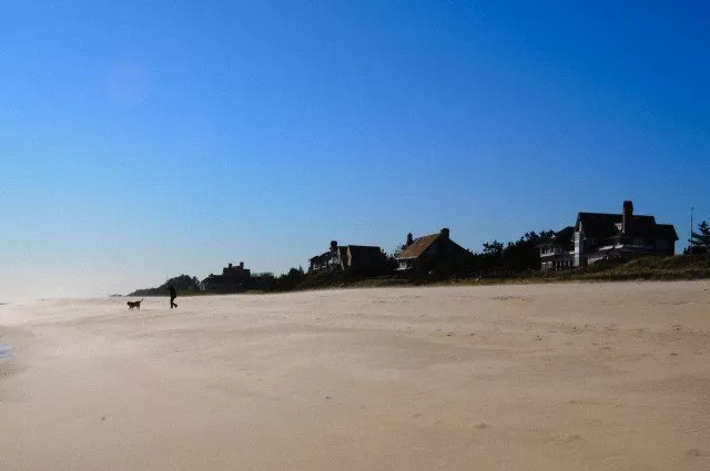 Extensas playas y mansiones, dos rasgos de los Hamptons