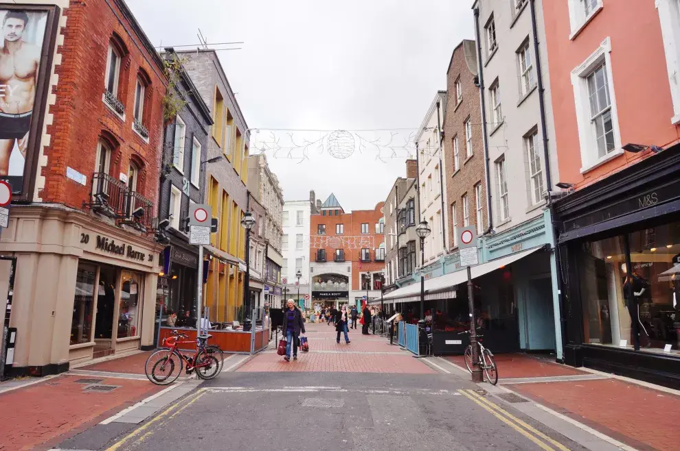 Una calle peatonal de Dublín