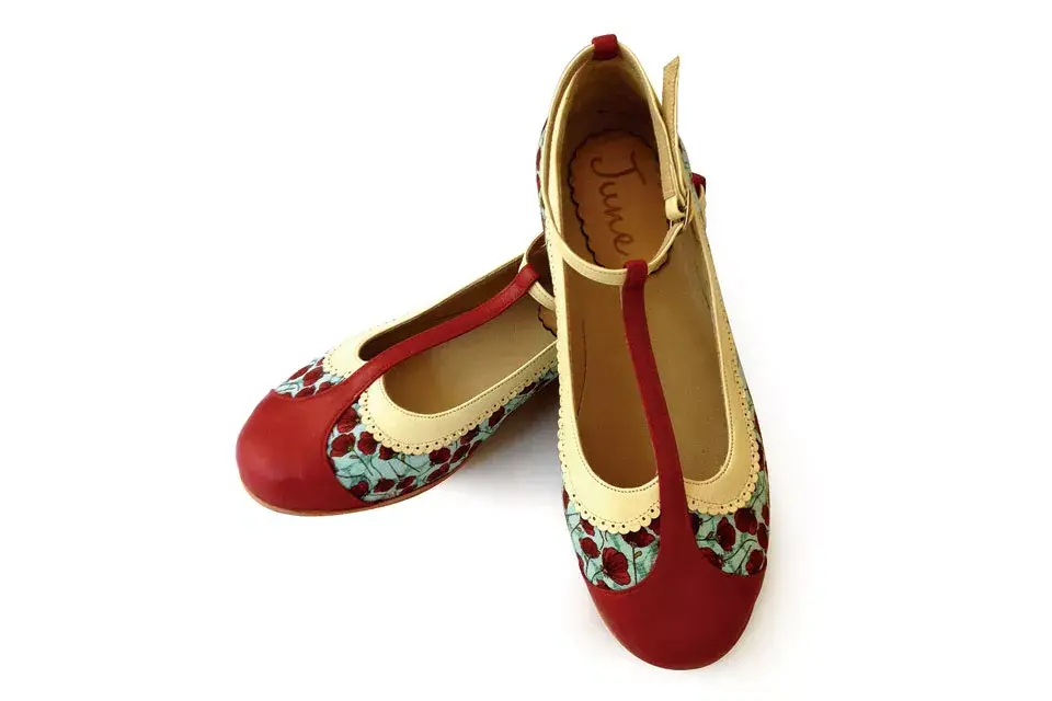 Zapatos con estampa (Quiero June, $1.690)