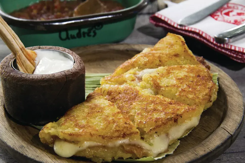 Las arepas son un clásico de la cocina colombiana, y en cada lugar les dan un toque especial y original