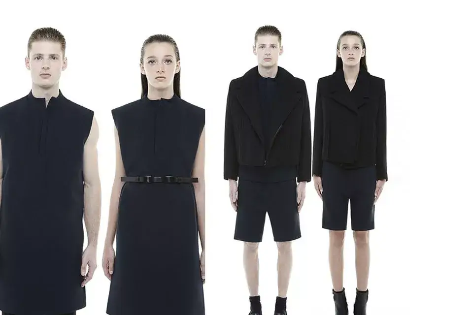 El negro, el blanco y el gris siempre reinan en sus colecciones