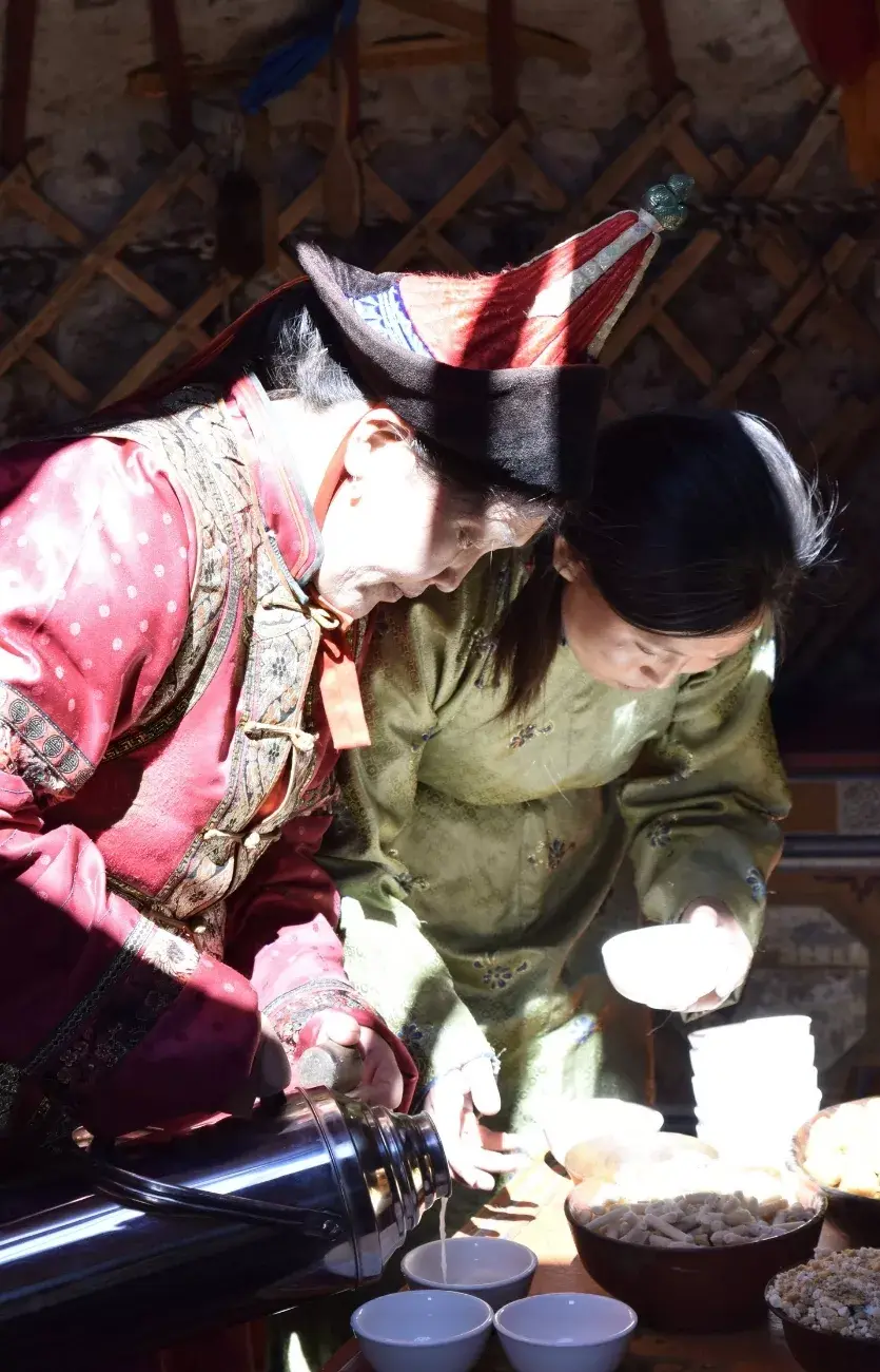 El té salado, una bebida típica entre los mongoles nómadas.