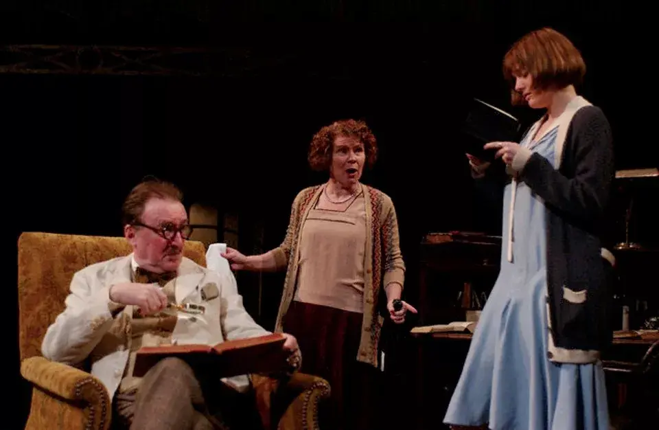 Puesta teatral de Calico (obra basada en las cartas de Kafka a Milena), en el Duke of York Theatre de Londres.
