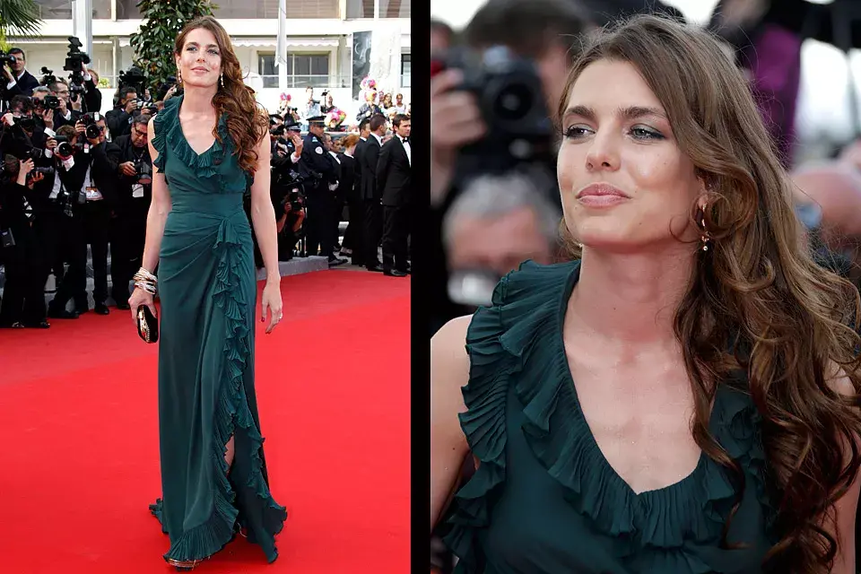 Impecable, Charlotte Casiraghi se destacó con un vestido de Gucci color petróleo con voladitos plisados