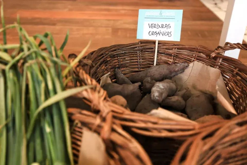 Ofrecen productos orgánicos y comidas listas para llevar