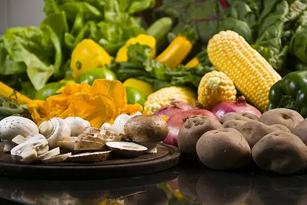 Llená tu carrito de compra con las frutas y verduras que más te gustan