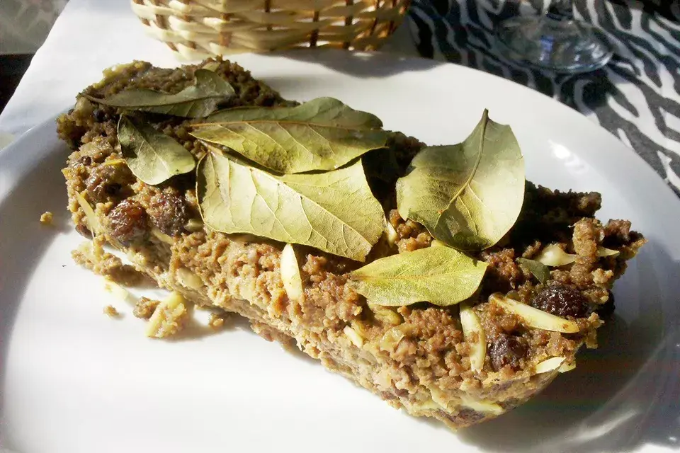 La carta es bien variada y hay opciones para  vegetarianos, celíacos y veganos