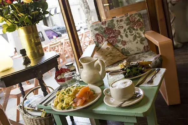 El brunch súper completo de Oui Oui, en Palermo