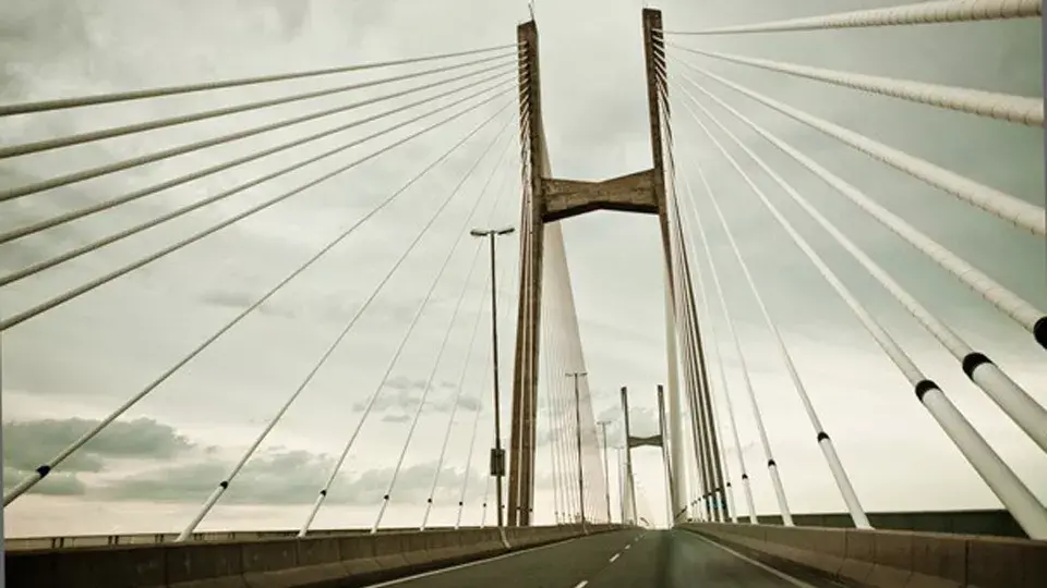 El puente Rosario-Victoria, para conocer ambas ciudades con sus grandes diferencias