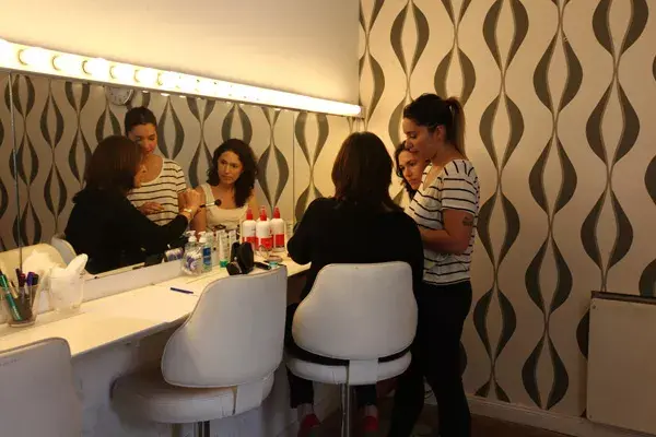 Gumi, que trabaja con Luchi, en plena acción