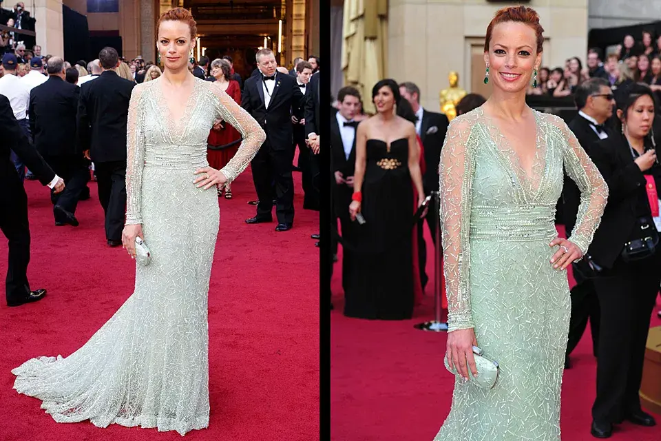 La argentina Bérénice Bejo eligió un vestido muy femenino color verde menta de Elie Saab Couture, con transparencias y canutillos bordados ¡Grande Bérénice!