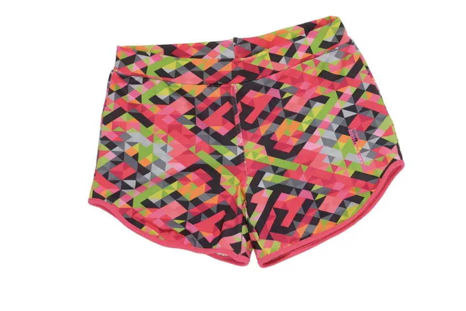 Short de entrenamiento modelo &quot;Geometric&quot;, $589, Luz de Mar Sports