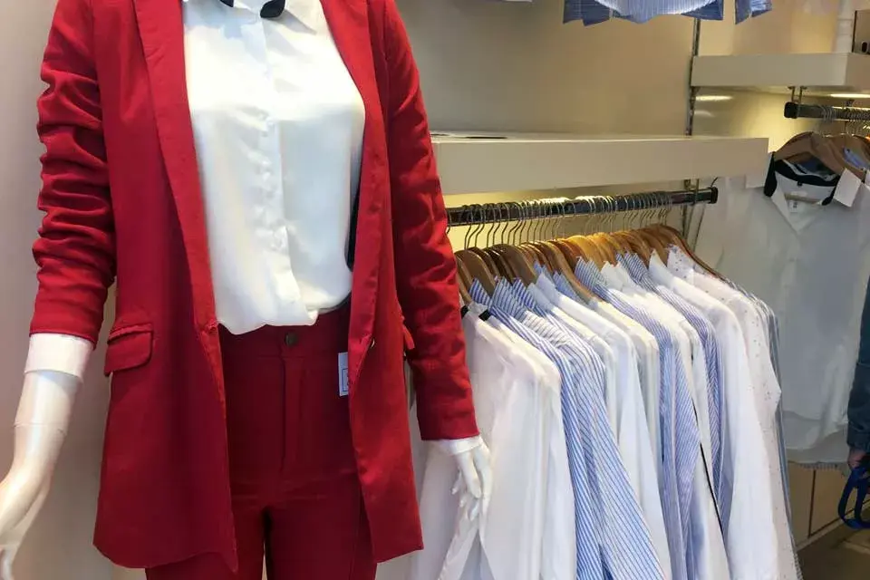 Blink, ideal para conseguir ropa para ir a la oficina.