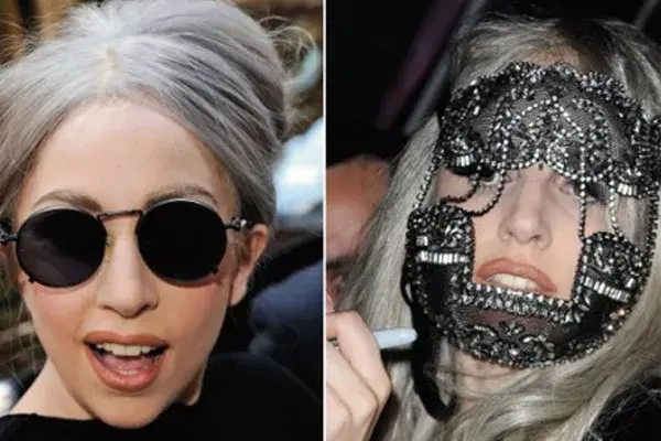 Lady Gaga también se sumó a las canas algunas veces