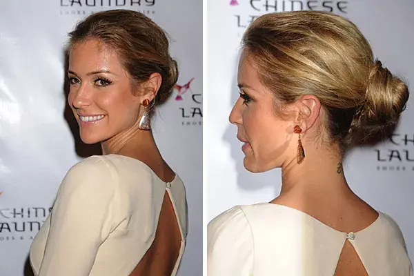 Kristin Cavallari, con un rodete suelto para mostrar el escote en su espalda