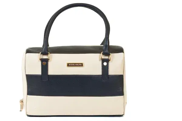 Bául de cuero rayado (Justa Osadía, $1540)