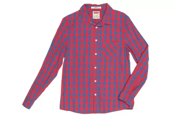 Mirá esta camisa a cuadros para un look casual ¿Qué opinas?  (Levi’s, $569)