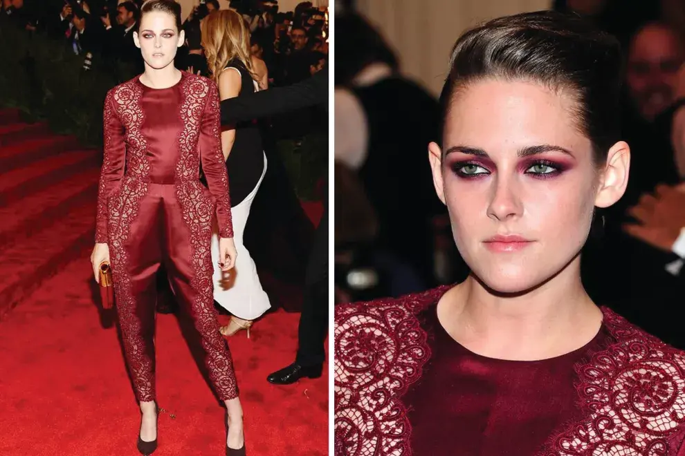 Kristen Stewart apostó al color cereza de pies a cabeza...y acertó.