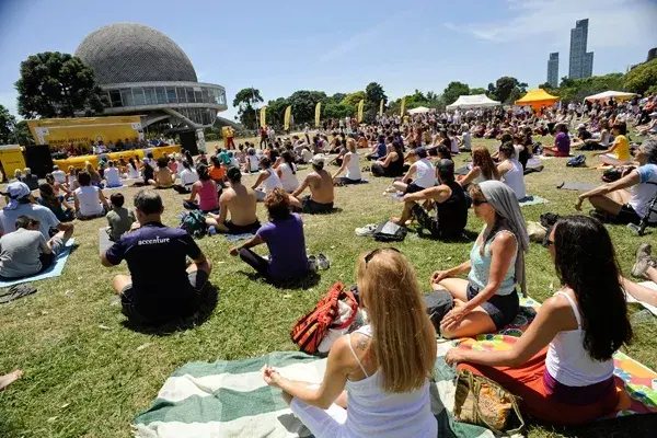 La meditación masiva que se realizó en diciembre de 2011