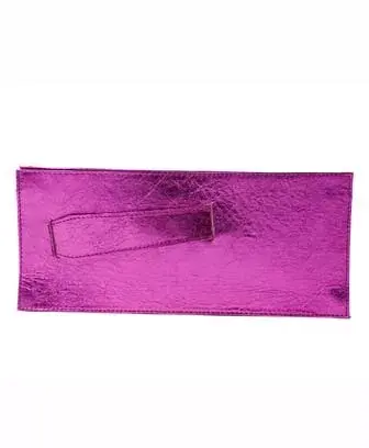 <B>Small</B> | Sobre fucsia metalizado (María Vazquez).