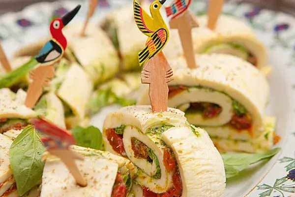 La sfoglia viene en rectángulos de 20 x 15 cm, se usa mucho para rellenar y se consigue en fiambrerías gourmet