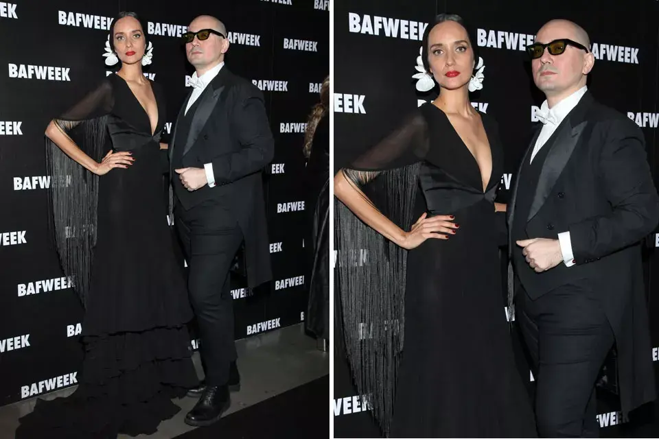Mariana Schurink y Pablo Ramírez, de blanco ynegro, en la gala de Bafweek. Ella tiene un look con aire flamenco; ¿Te gusta lo que se puso?