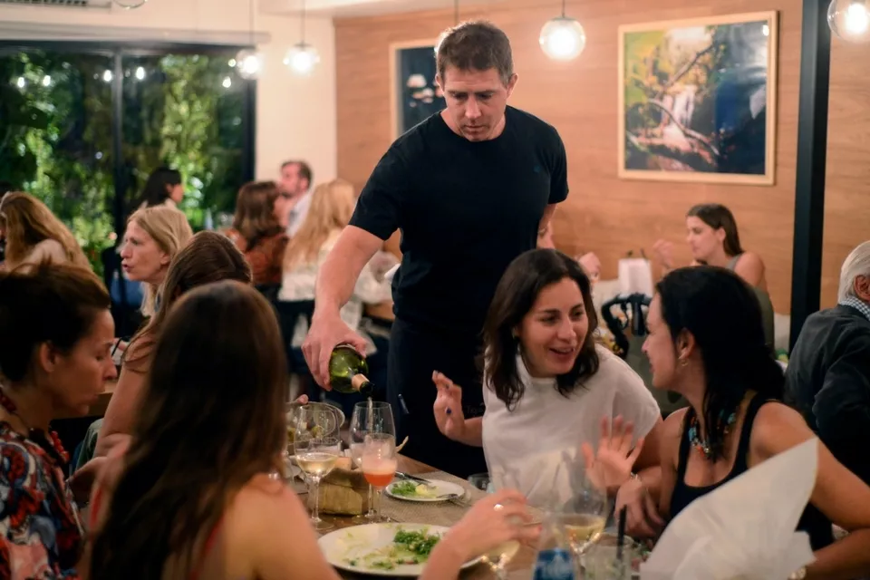 El bistró Alos del chef Alejandro Féraud es uno de los lugares ideales para celebrar con amigas