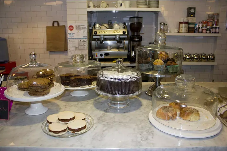 Los dulces, todos riquísimos en Café Crespín