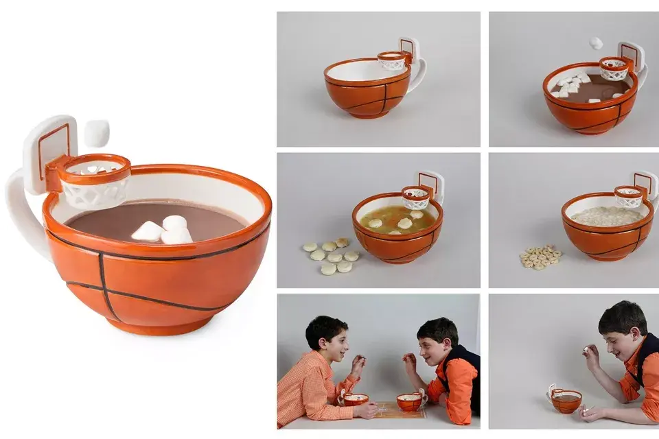 Un tazón con aro de básquet para jugar a embocar cereales o golosinas