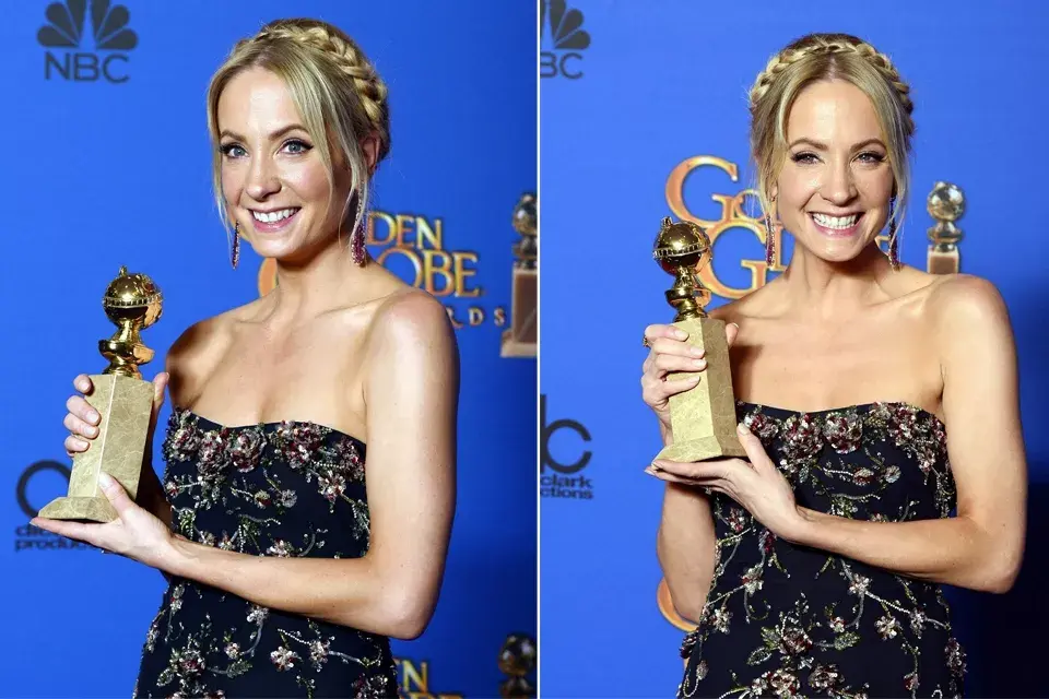 Joanne Froggatt se peinó con una corona de trencitas y mechas sueltas