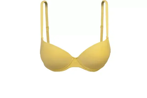 Media taza: sostiene y es cómodo para bancarse toda tu rutina. Podés elegirlo sin importar cuál sea el tamaño de tu busto porque modela pero no aumenta ni reduce. Este tipo de colores es perfecto para que no se note debajo de tu ropa. Precio: $216